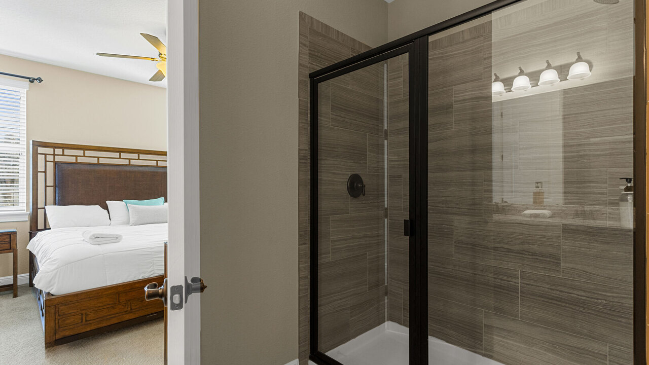 520 - 8BD Home Pool/Spa - Movie & Game room - Image 28