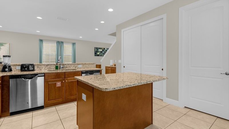 541 Villa- 7BD Dream Home - Private Pool & Spa - Image 26