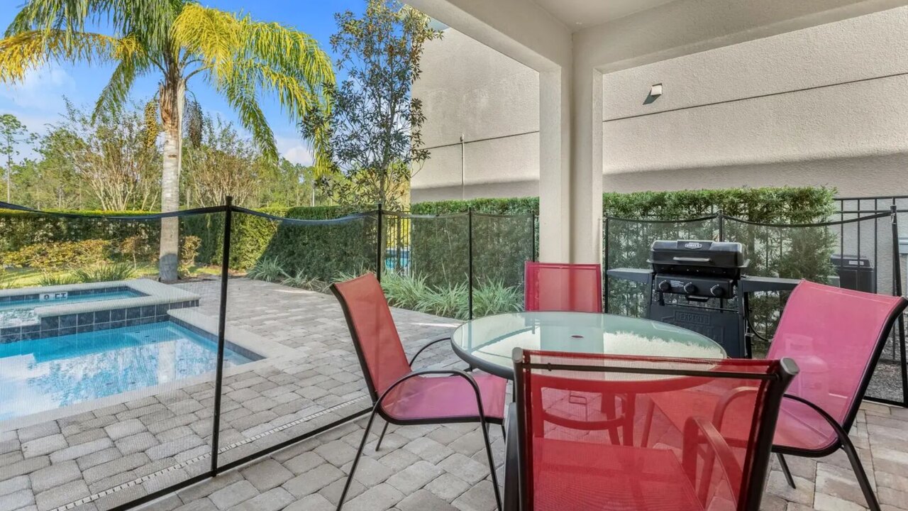 541-551-561-Multiple Family Homes - 23 Rooms / Pools&Spas - Image 24