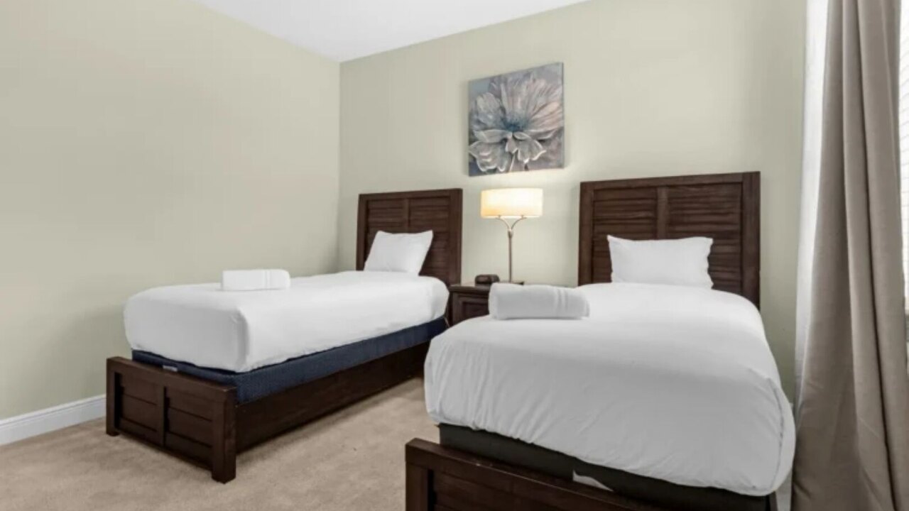 541-551-561-Multiple Family Homes - 23 Rooms / Pools&Spas - Image 42