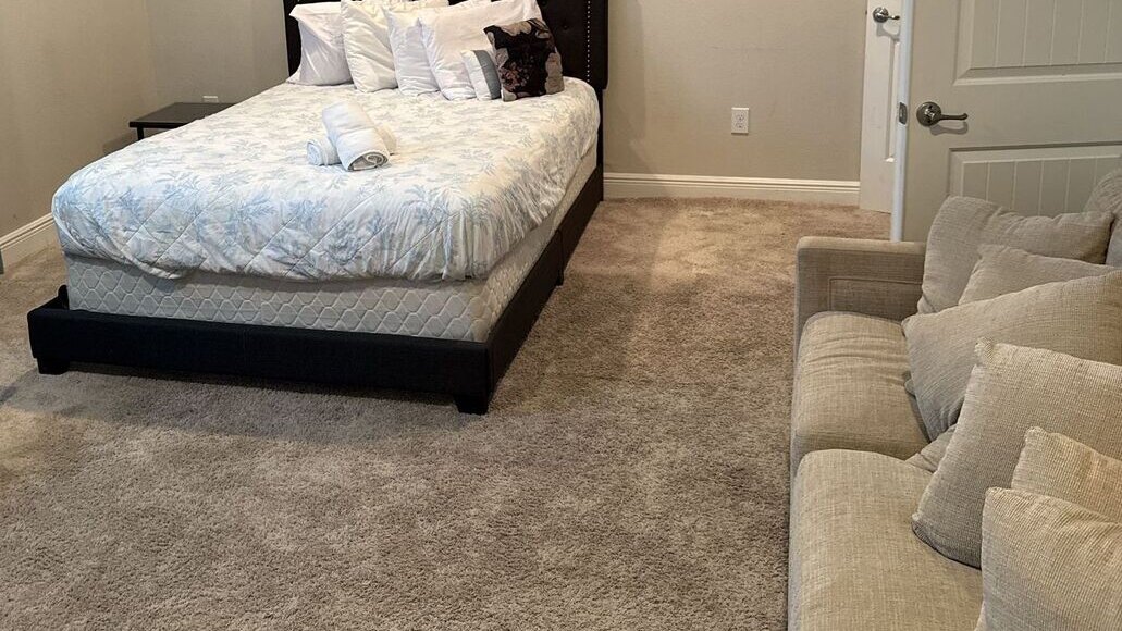 541-551-561-Multiple Family Homes - 23 Rooms / Pools&Spas - Image 47