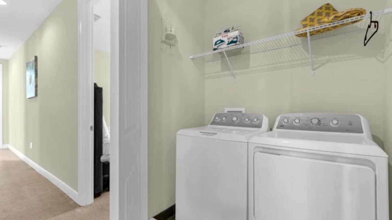 551-561--Multiple Family Homes 16 Rooms - Pool&Spa - Image 36