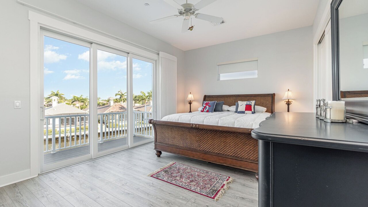 Funky Fish House Villa - Image 6