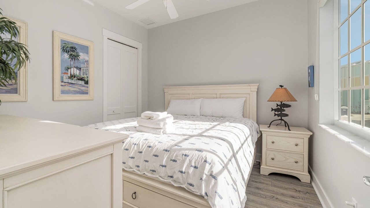 Funky Fish House Villa - Image 16