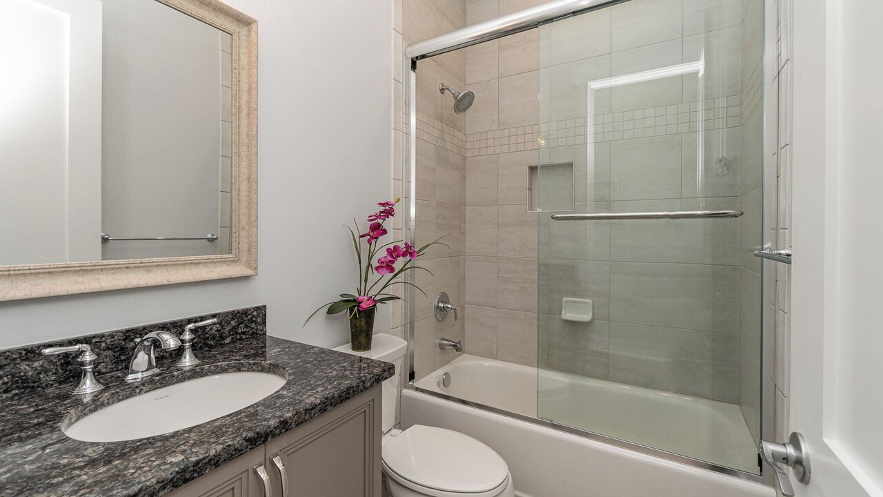 Funky Fish House Villa - Image 17