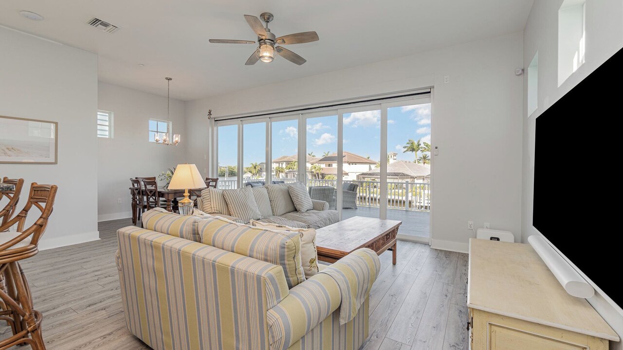 Funky Fish House Villa - Image 18