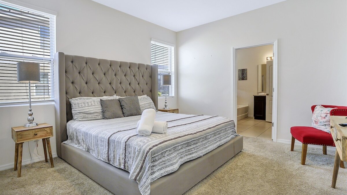 6079 Enchanted Villa 7 Bed by Disney - Image 9