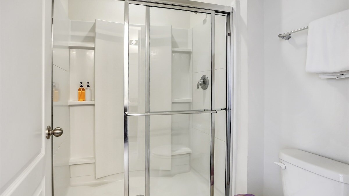 6079 Enchanted Villa 7 Bed by Disney - Image 26