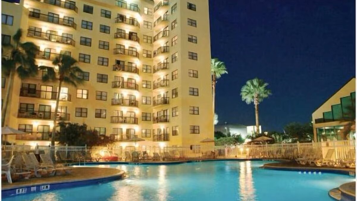 2605 A Skyborne Retreat, The Enclave, Orlando - Image 31