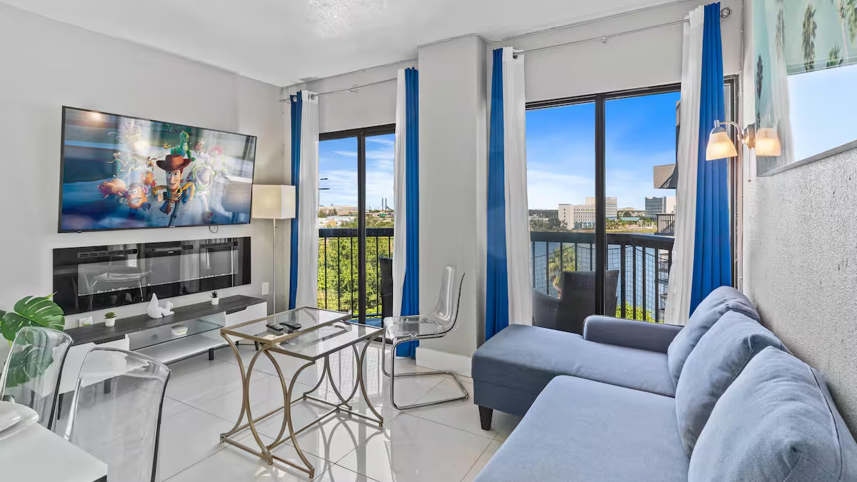 2701 Enclave Condo near Univesal-Lakeview - Image 2