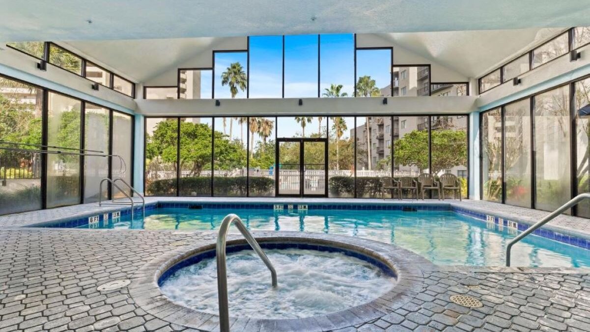 2701 Enclave Condo near Univesal-Lakeview - Image 17