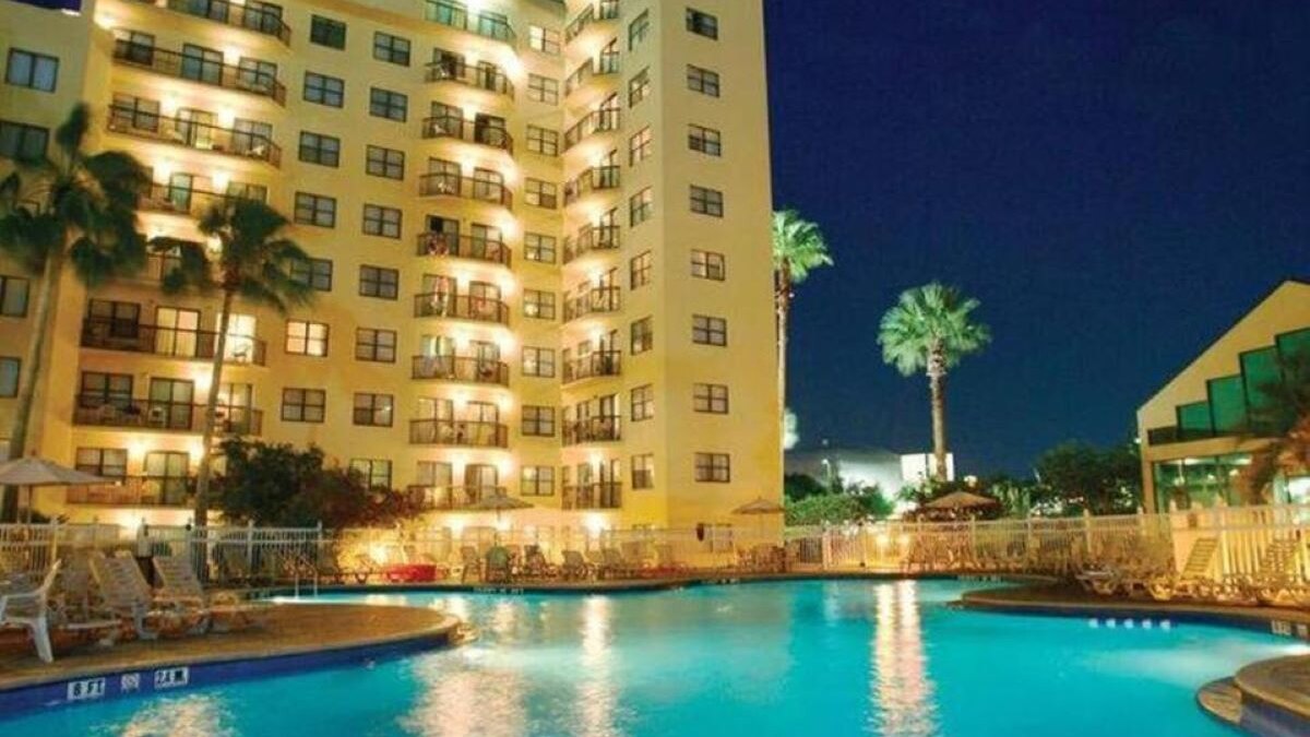 2701 Enclave Condo near Univesal-Lakeview - Image 25