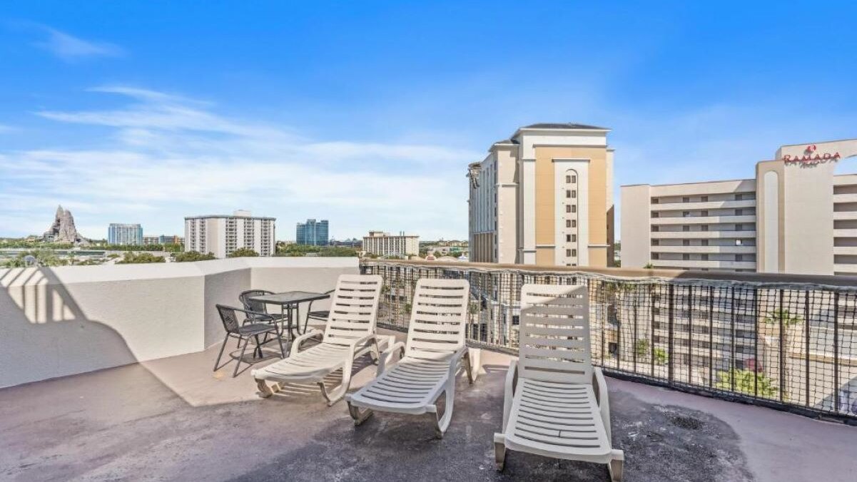 3805 Enclave Comfort Haven - Image 19