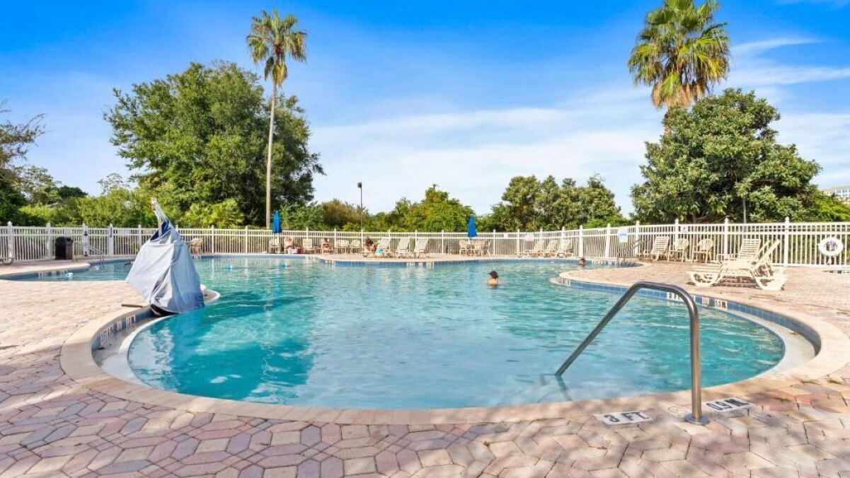 3805 Enclave Comfort Haven - Image 20