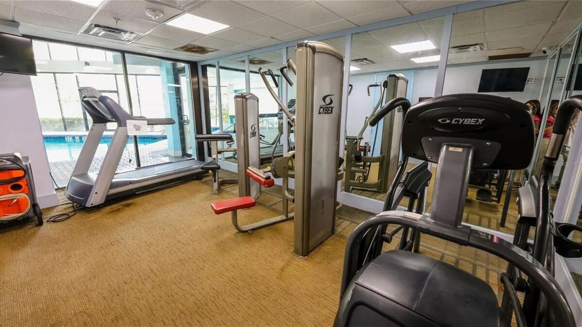 2301 Enclave Skyline condo Near Universal - Image 17
