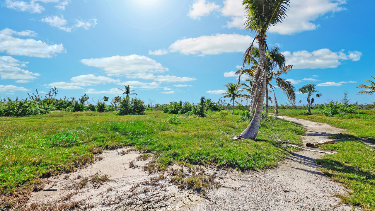 Island Retreat Villa - Image 28