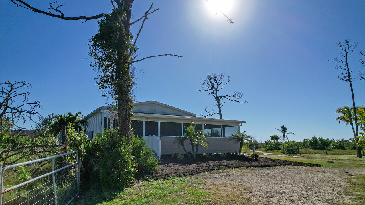 Island Retreat Villa - Image 35