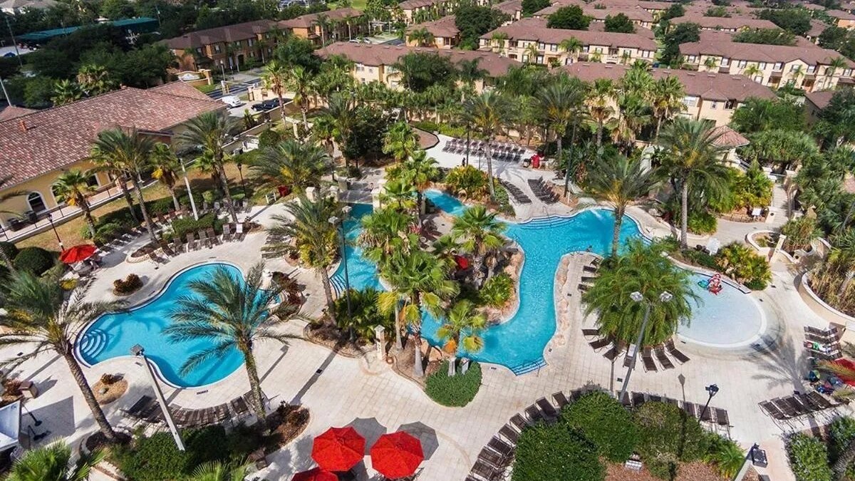 735-Dream getaway townhome in gated Resort - Image 40