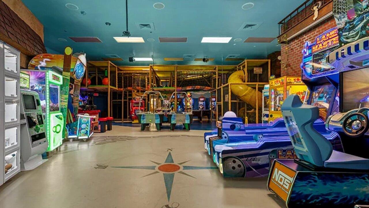 735-Dream getaway townhome in gated Resort - Image 69