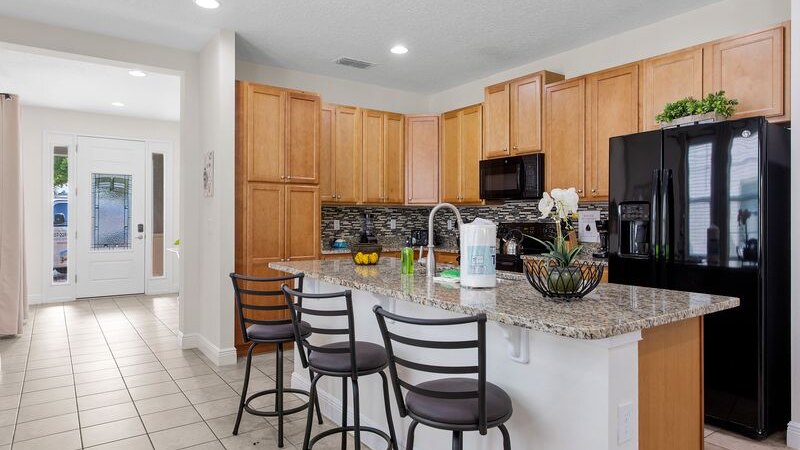 7500 Villa - 8BD - Private Pool/Spa - Game room - Image 7