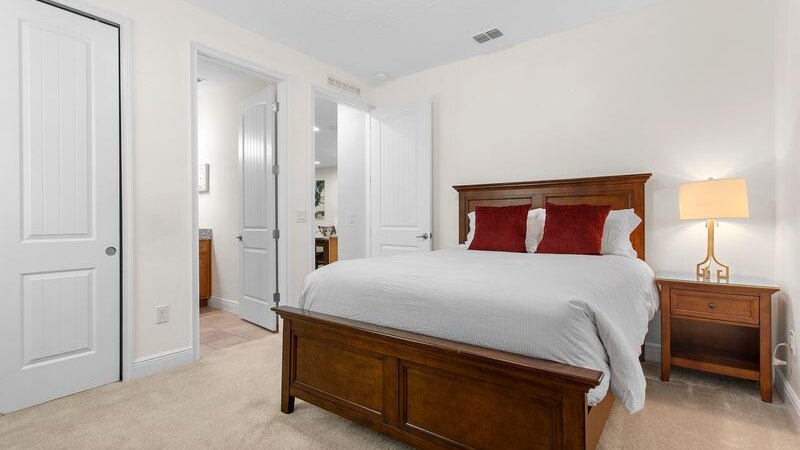 7500 Villa - 8BD - Private Pool/Spa - Game room - Image 9