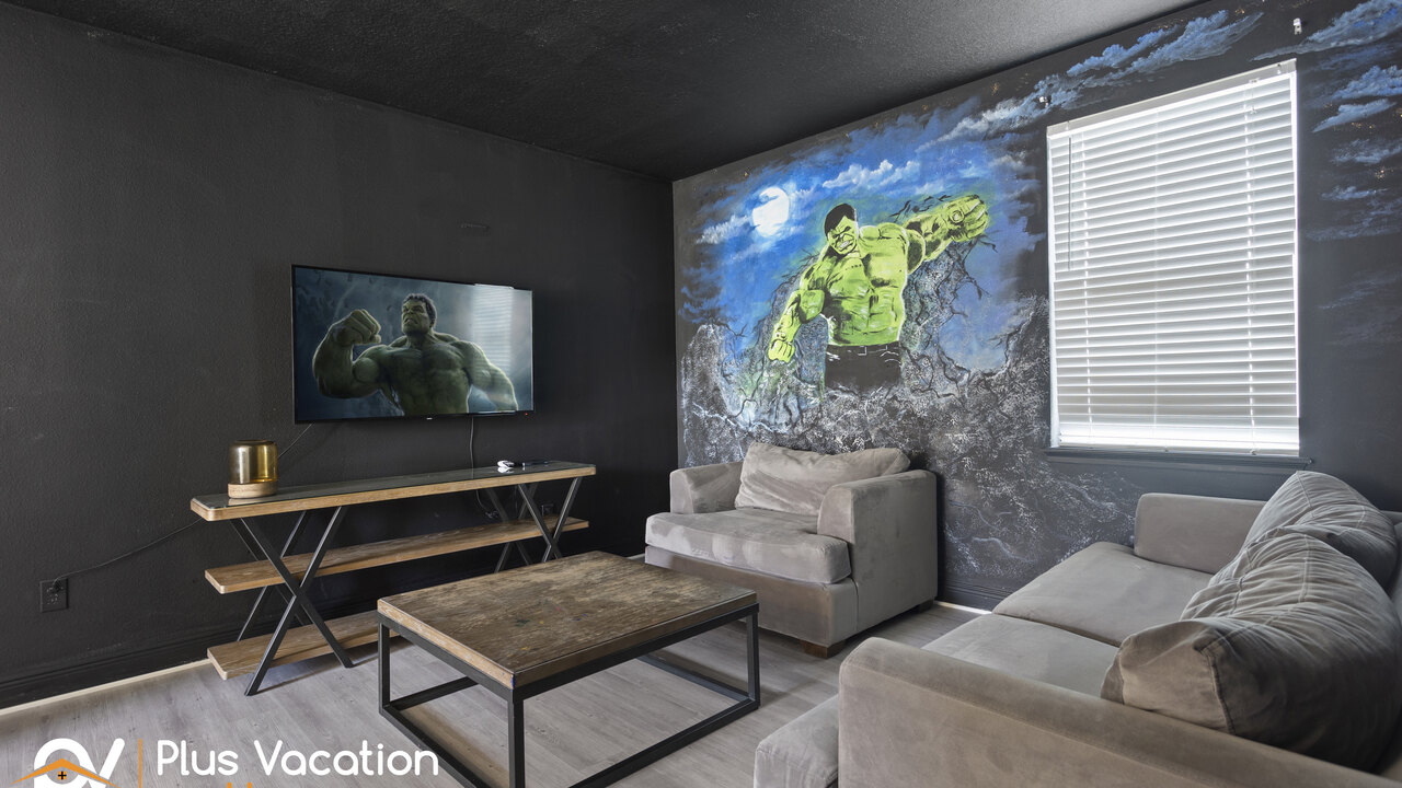 7541 Huge 8BD Home - POOL&Spa - Game/Movie room - Image 3