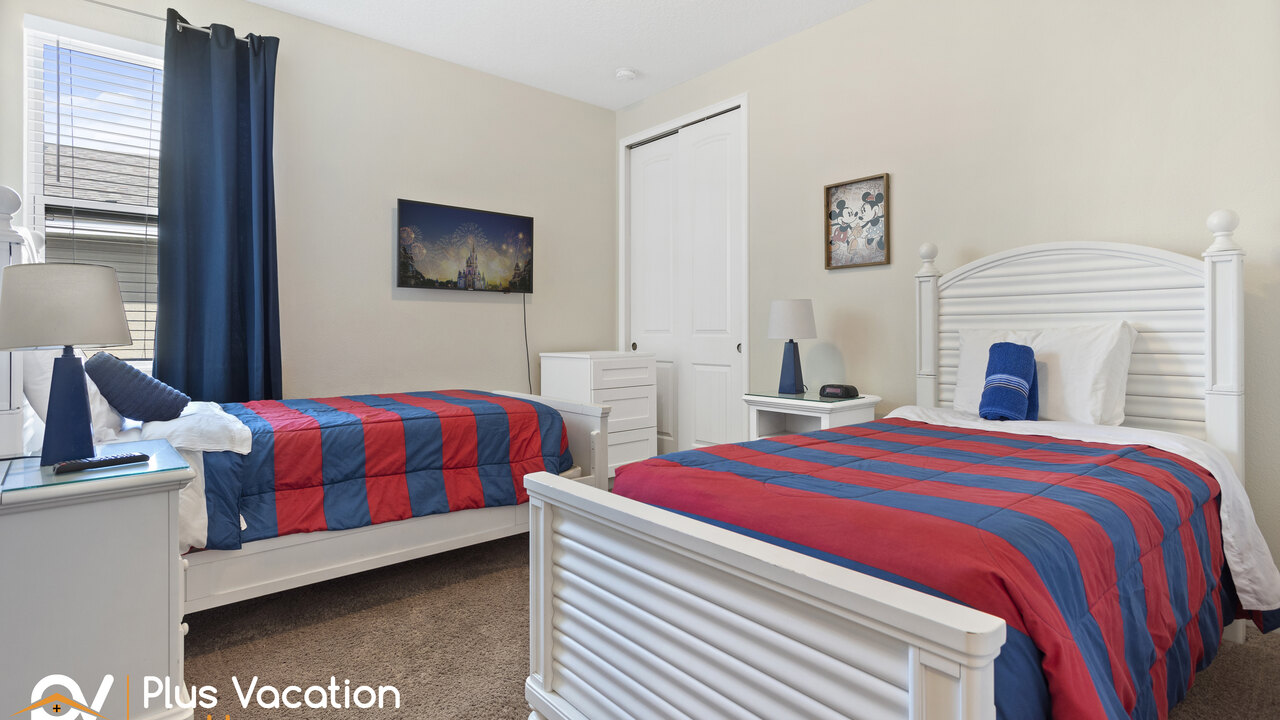 7541 Huge 8BD Home - POOL&Spa - Game/Movie room - Image 9