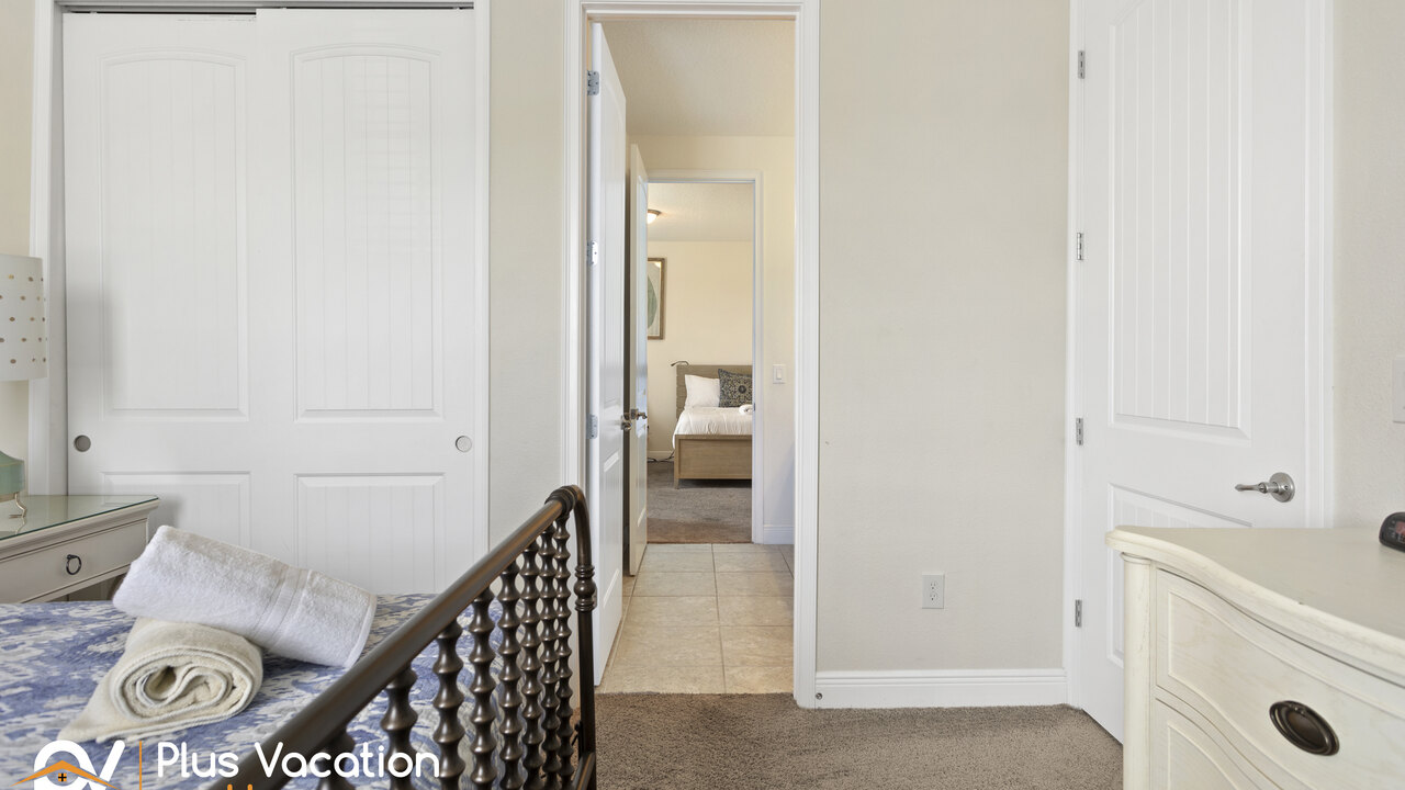 7541 Huge 8BD Home - POOL&Spa - Game/Movie room - Image 12