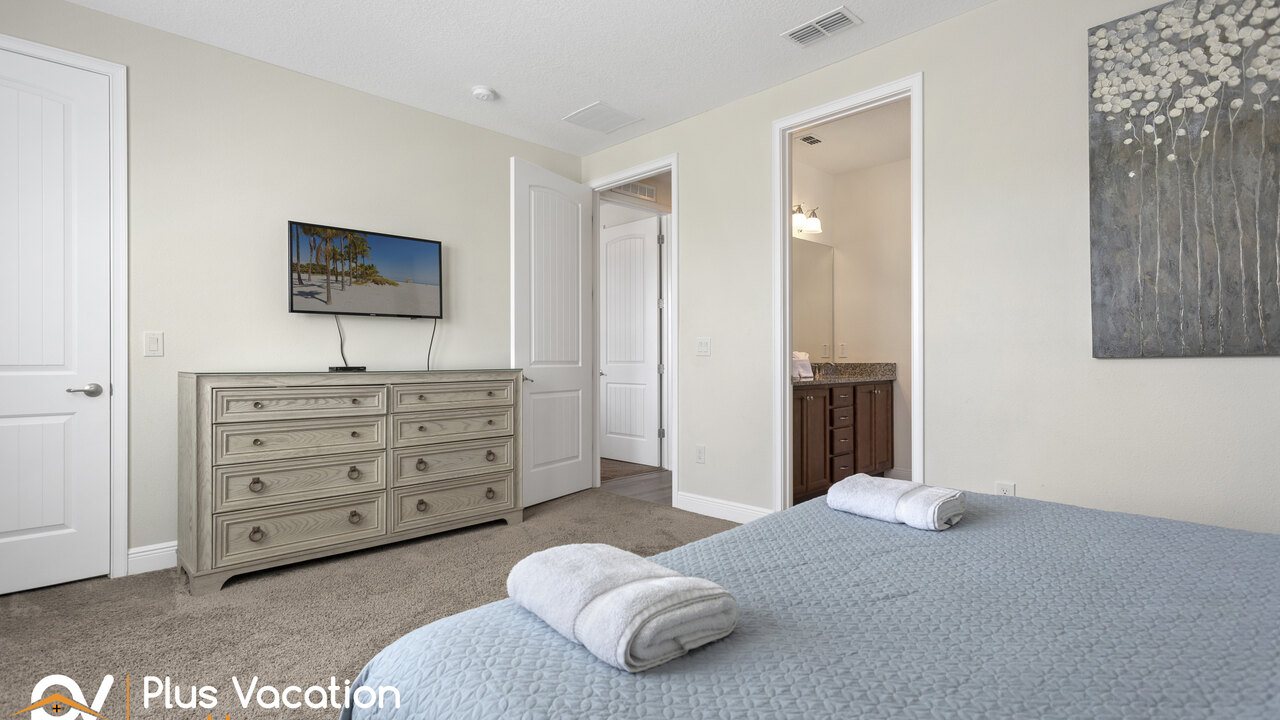 7541 Huge 8BD Home - POOL&Spa - Game/Movie room - Image 16