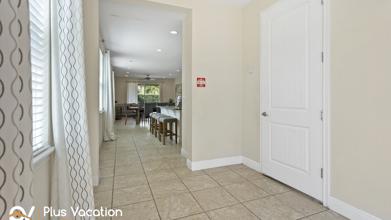 7541 Huge 8BD Home - POOL&Spa - Game/Movie room - Image 19