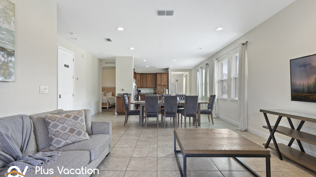 7541 Huge 8BD Home - POOL&Spa - Game/Movie room - Image 26