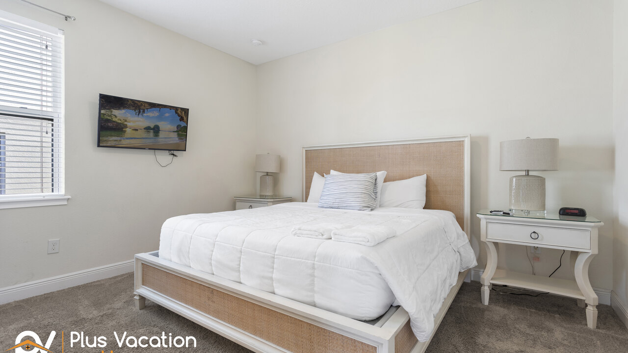 7541 Huge 8BD Home - POOL&Spa - Game/Movie room - Image 32