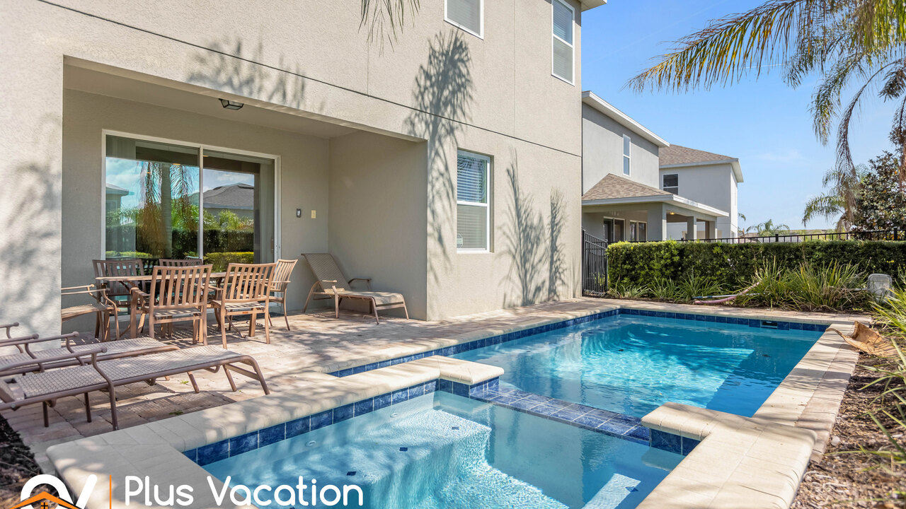 7594 Oasis 8BD Villa- pool&spa - Image 3