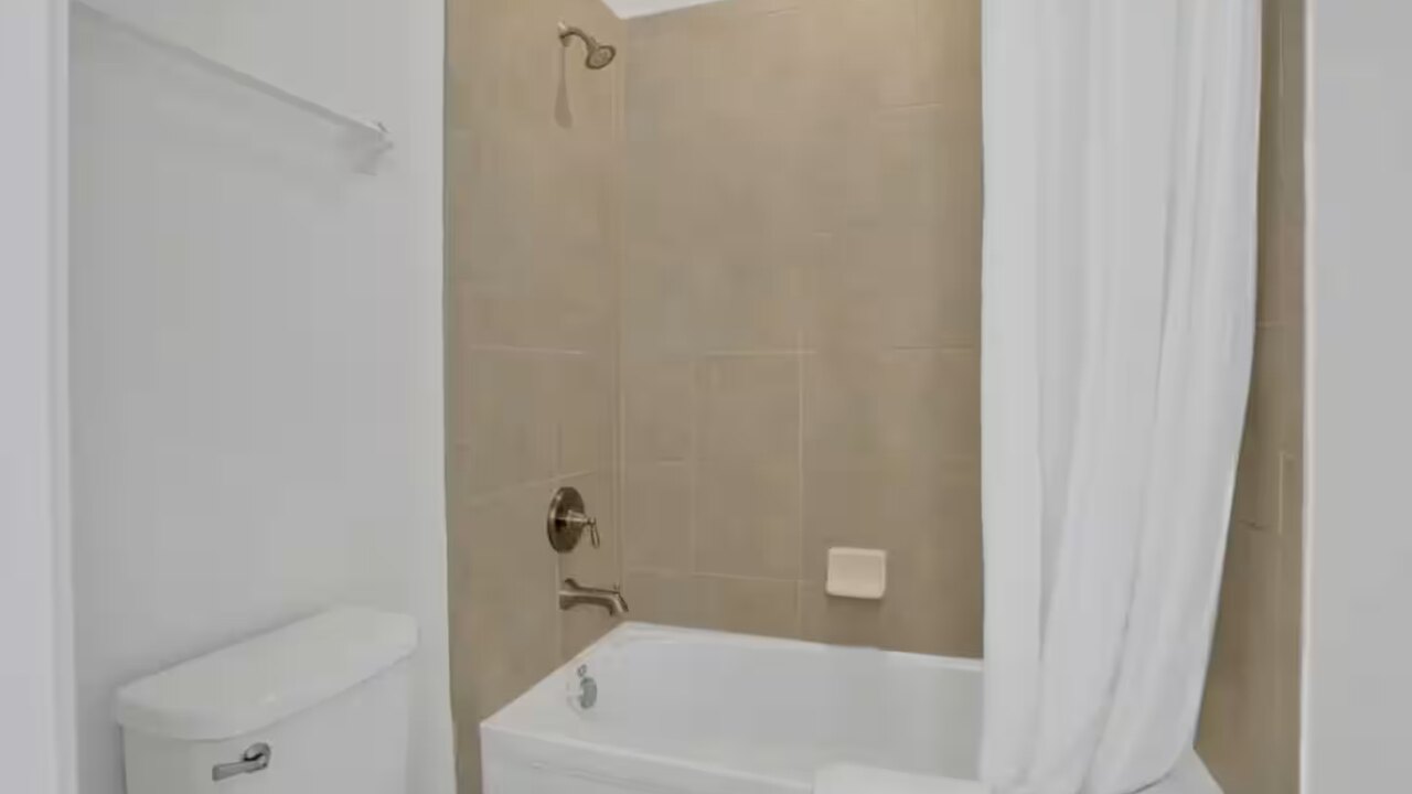 7603 Spectacular 8BR/7BA Themed&Game Room - Image 37