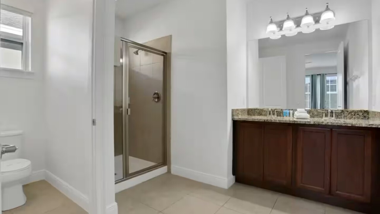 7603 Spectacular 8BR/7BA Themed&Game Room - Image 40