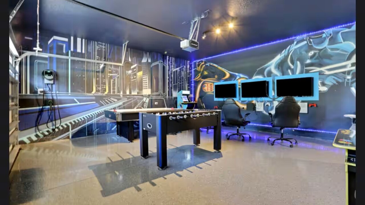 7603 Spectacular 8BR/7BA Themed&Game Room - Image 44