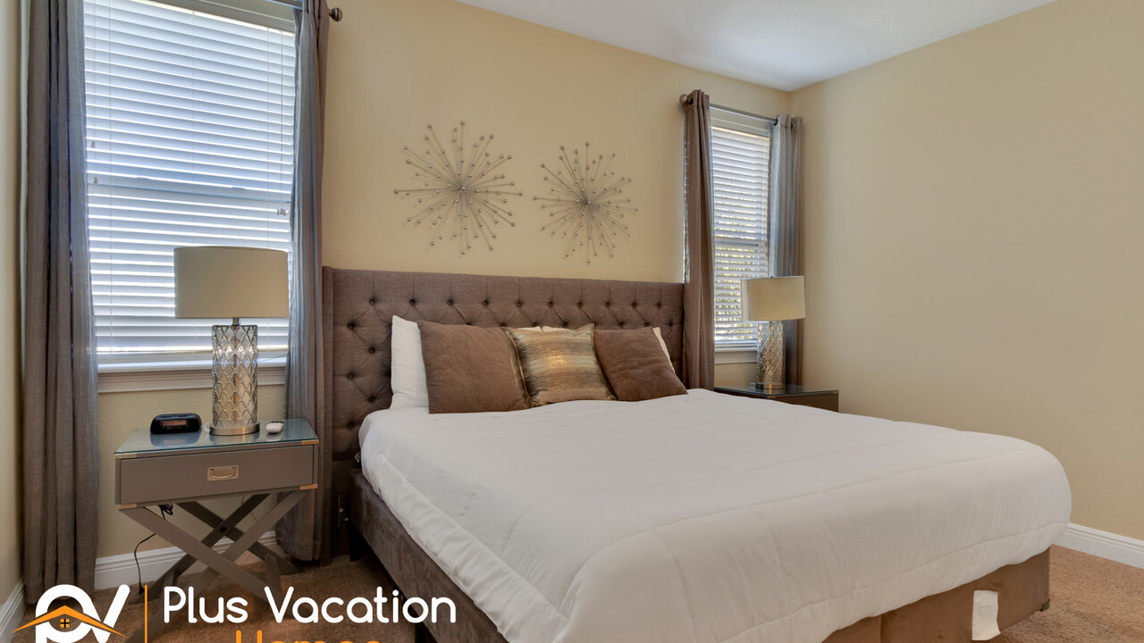 7617 Villa-Movie/Game 8BD- Pool & Spa - Image 14