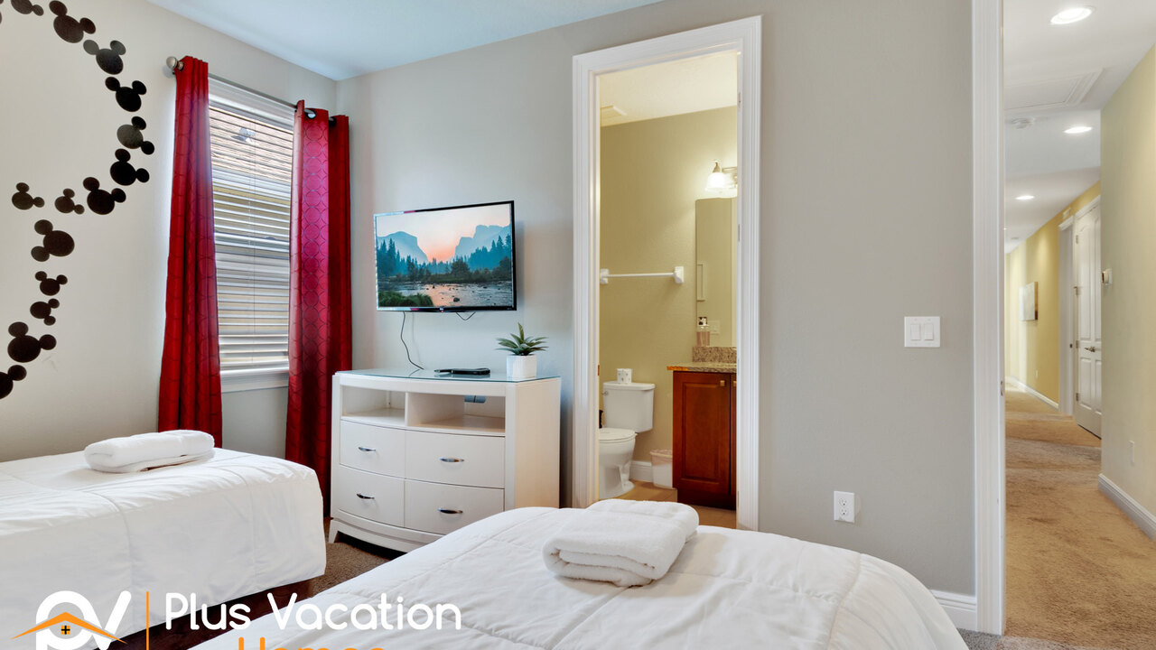 7617 Villa-Movie/Game 8BD- Pool & Spa - Image 17