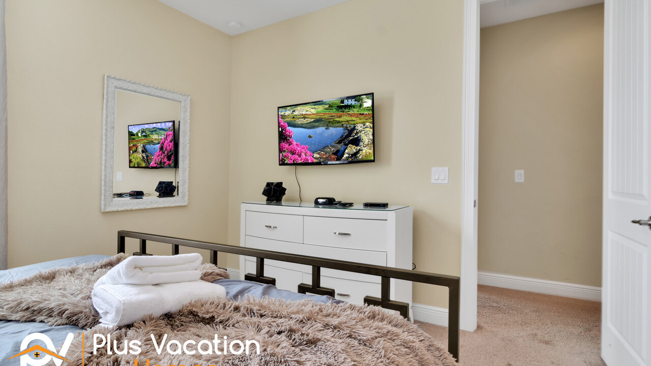 7617 Villa-Movie/Game 8BD- Pool & Spa - Image 24