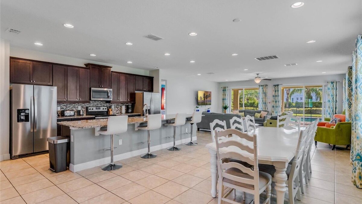 7723 Mansion with a Magic touch. - Image 11