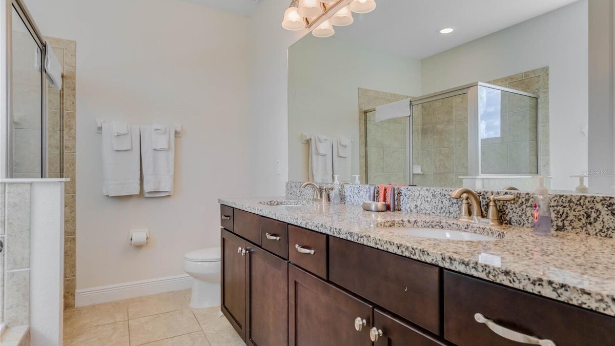 7723 Mansion with a Magic touch. - Image 36