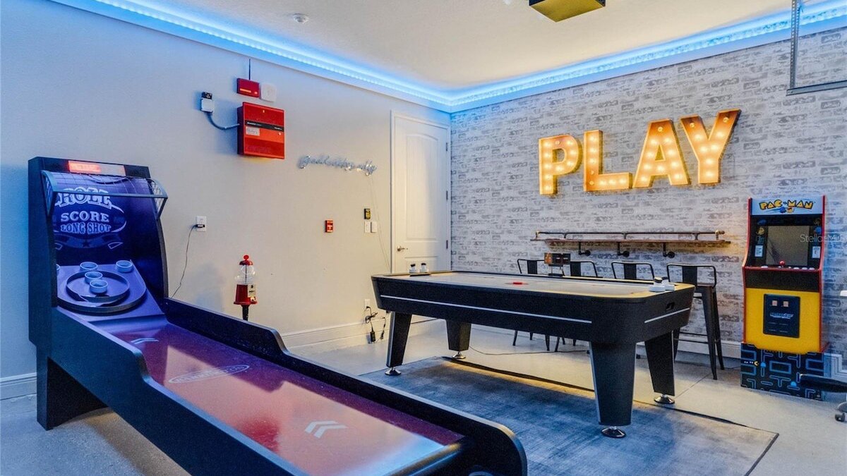 7723 Mansion with a Magic touch. - Image 48