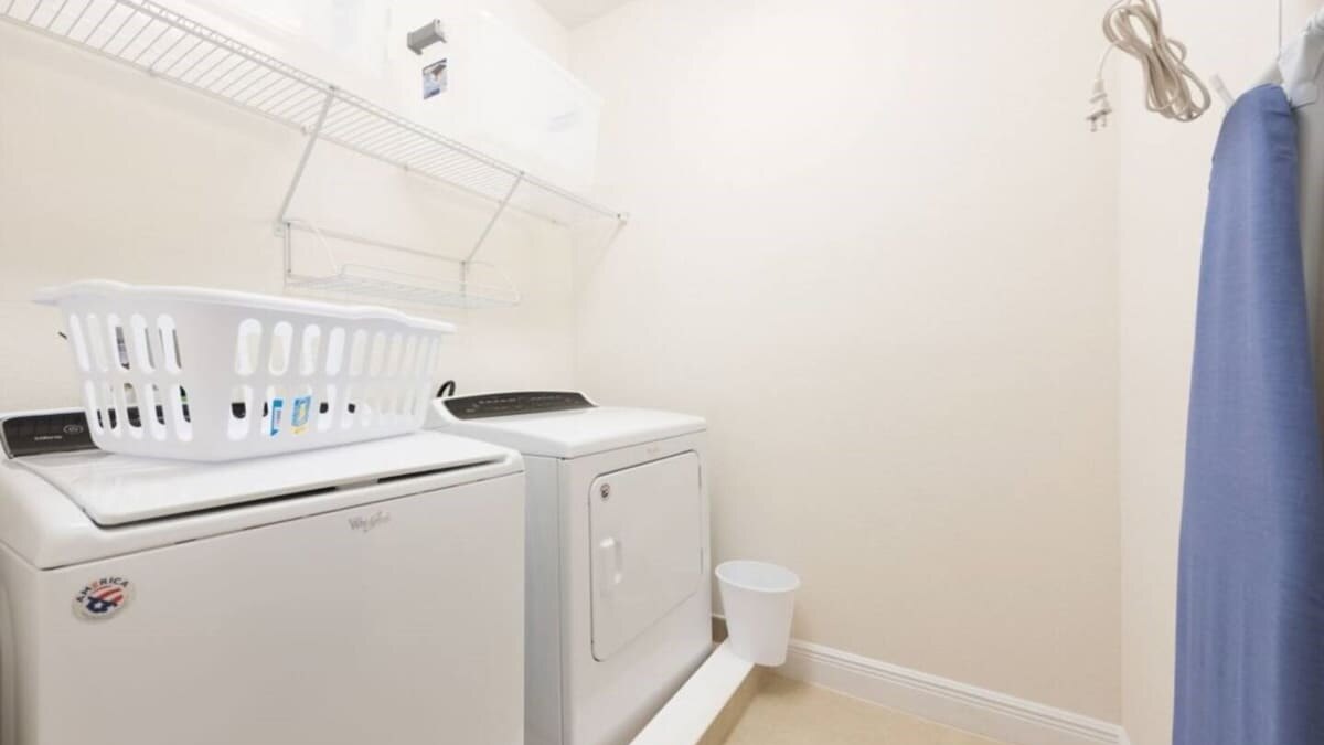 7738 Fairfax Dream Home - Image 26