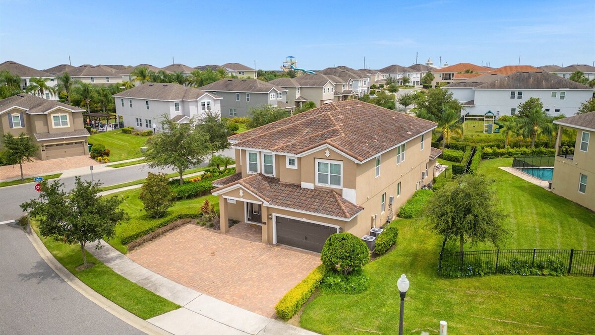 7739 9 Ensuite bedrooms Pool/Spa/Theater - Image 2