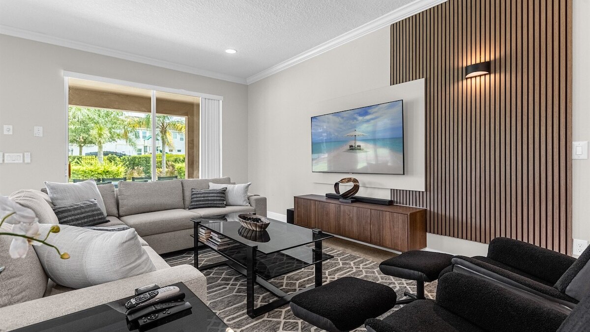 7739 9 Ensuite bedrooms Pool/Spa/Theater - Image 6