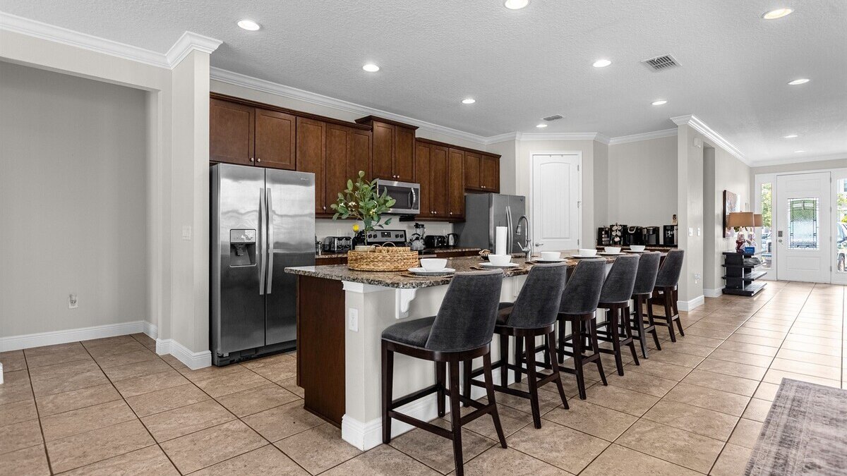 7739 9 Ensuite bedrooms Pool/Spa/Theater - Image 11