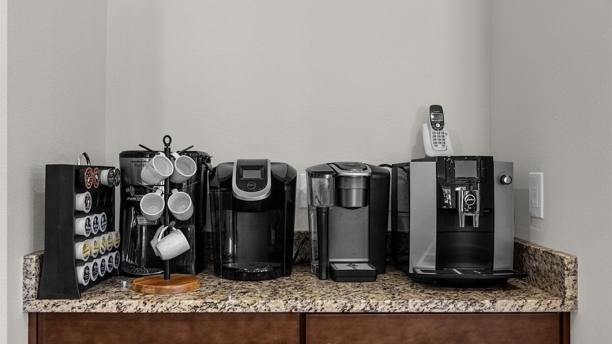 7739 9 Ensuite bedrooms Pool/Spa/Theater - Image 13