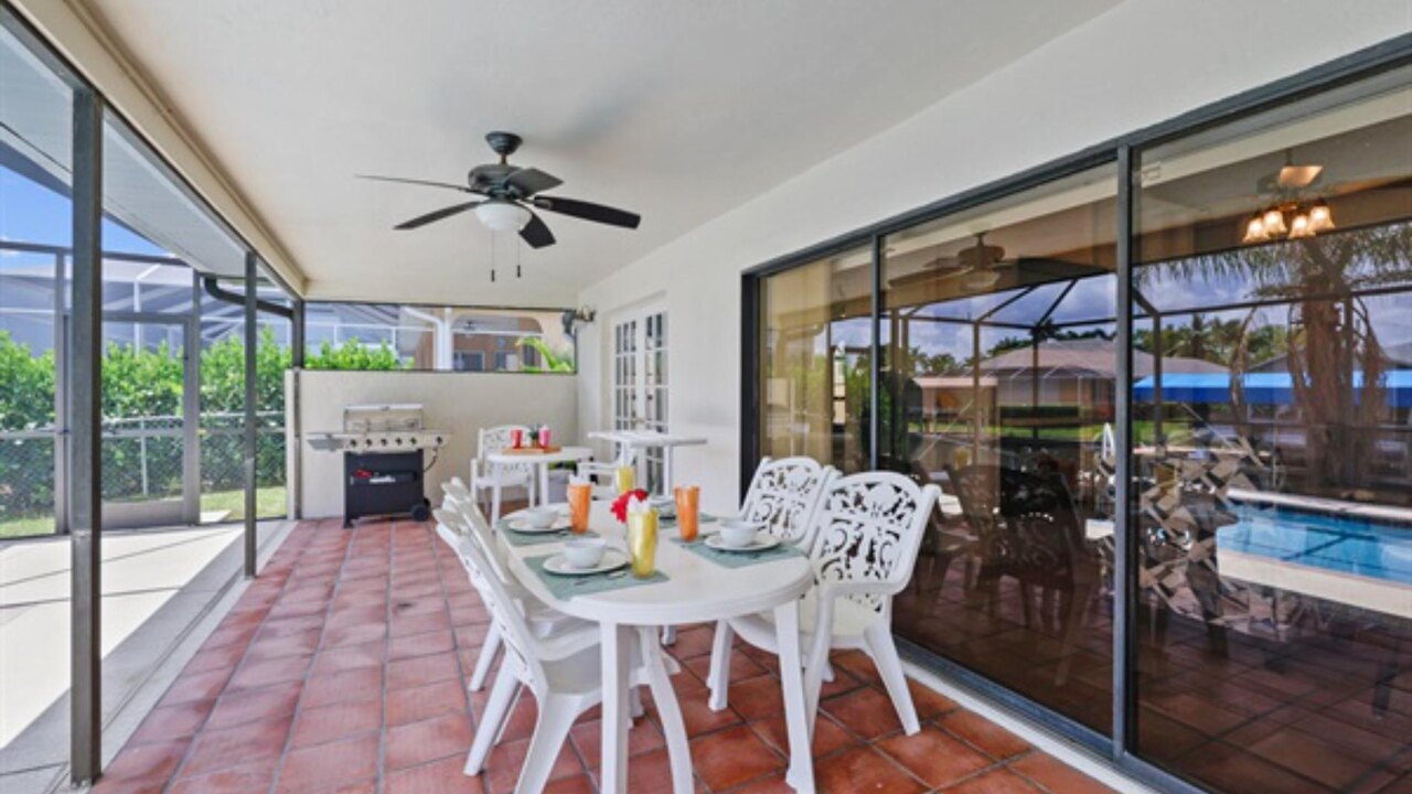 Lucy Villa - Image 24