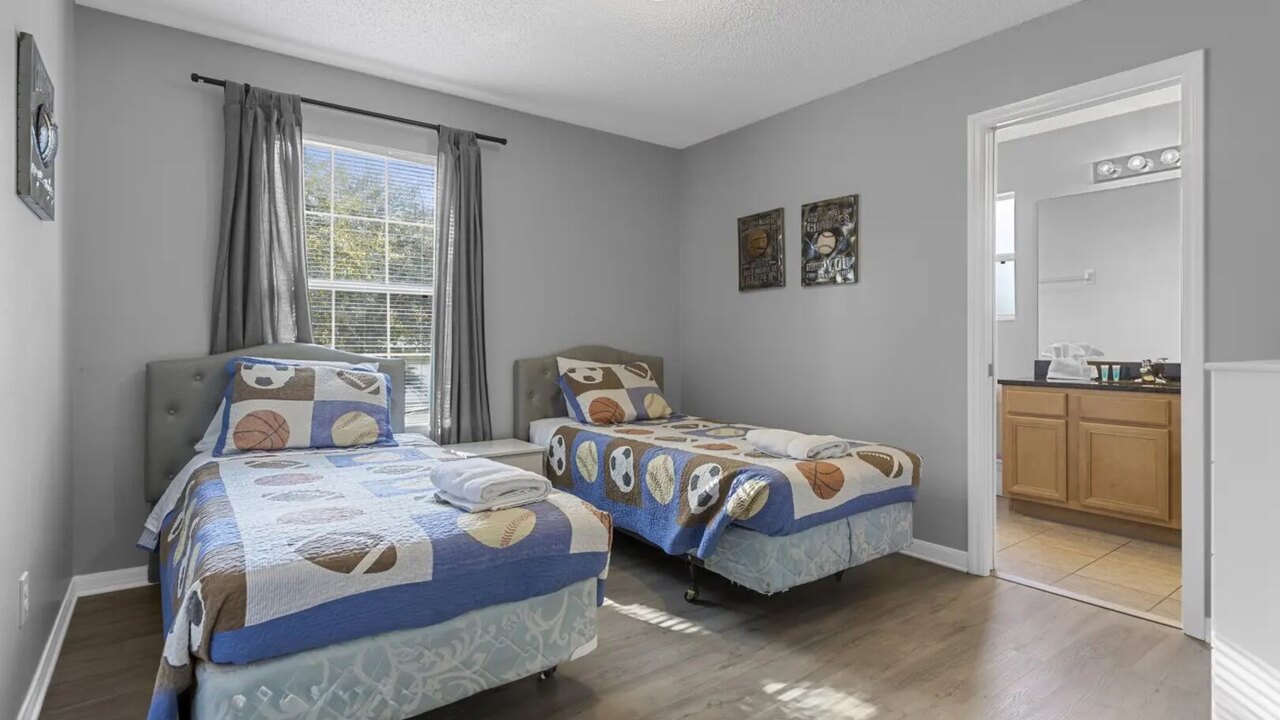 8503 Themed 7BD Villa- Game room/ Pool&spa - Image 14