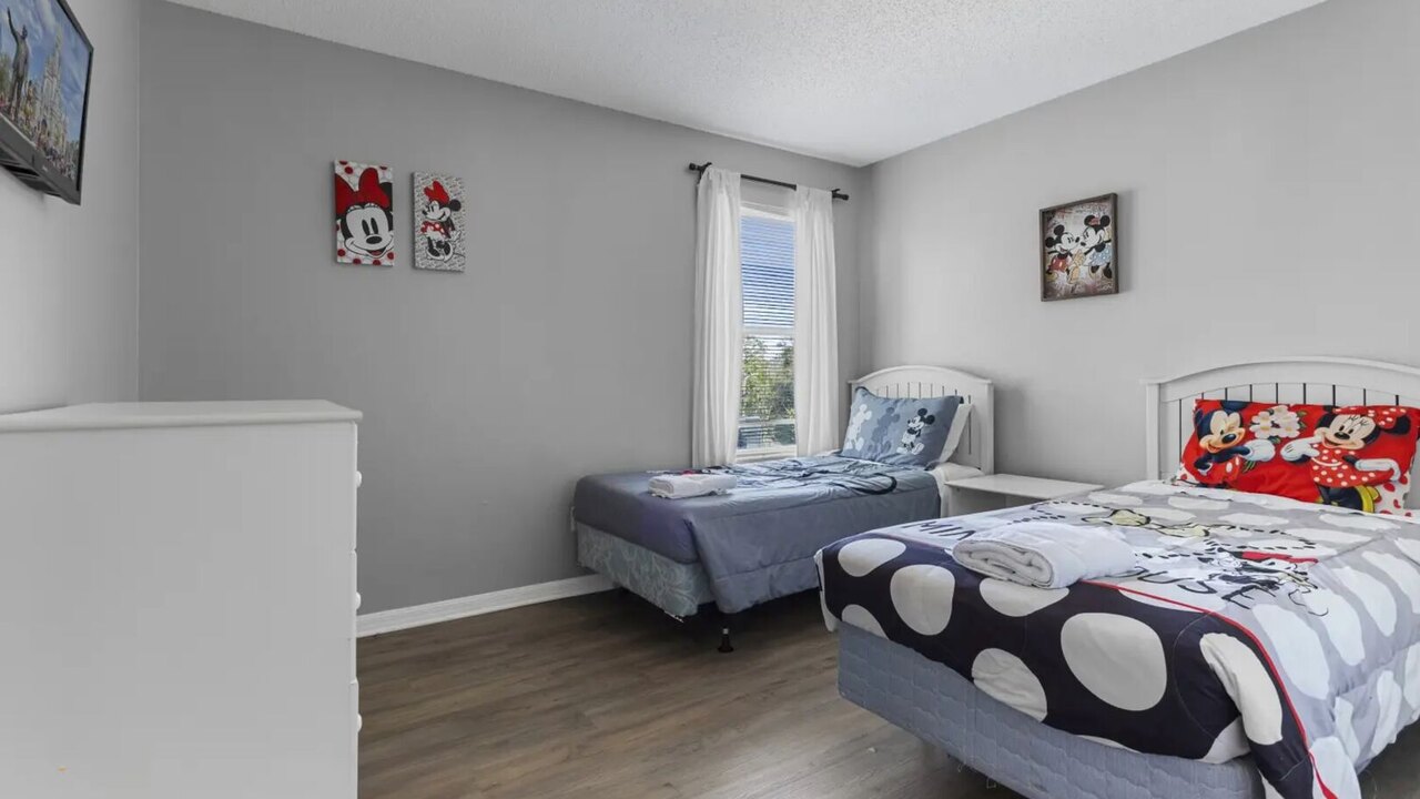 8503 Themed 7BD Villa- Game room/ Pool&spa - Image 20